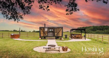 One Of A Kind Shepherds Hut With Incredible Views
