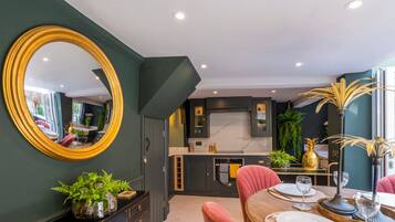 Rumah | 2 kamar tidur dan internet