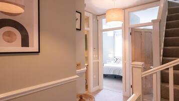 Casa | 4 habitaciones, escritorio, tabla de planchar con plancha y internet