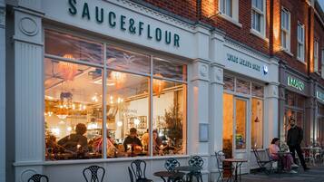 Apartment | 2 bedrooms, iron/ironing board, Internet