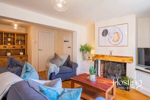 House | 2 bedrooms, iron/ironing board, Internet - Cosy Countryside Cottage With Incredible Views (Henley-on-Thames)