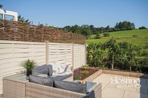 House | 2 bedrooms, iron/ironing board, Internet - Cosy Countryside Cottage With Incredible Views (Henley-on-Thames)