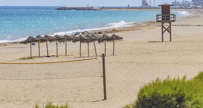 Cubo's Beachfront Marina de Casares House / Beachfront / parking / free wifi