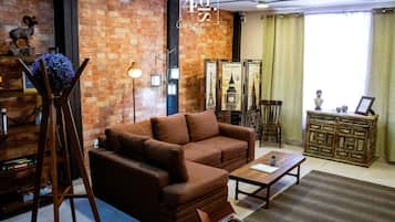 Een 32-inch smart-tv met digitale zenders, Netflix en streamingdiensten