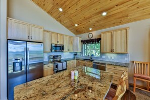 Køleskab, mikrobølgeovn, ovn, opvaskemaskine