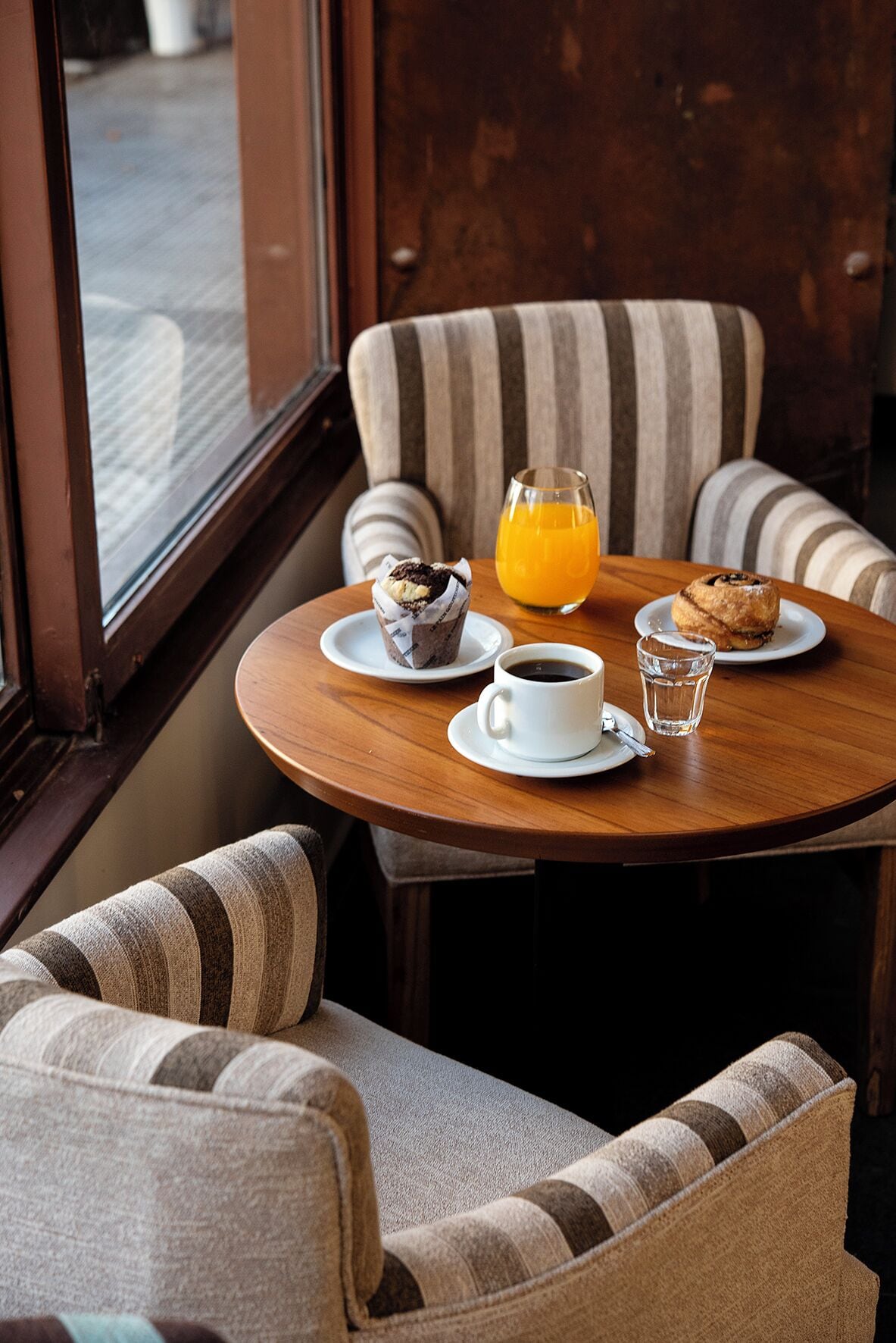 Daily continental breakfast for a fee