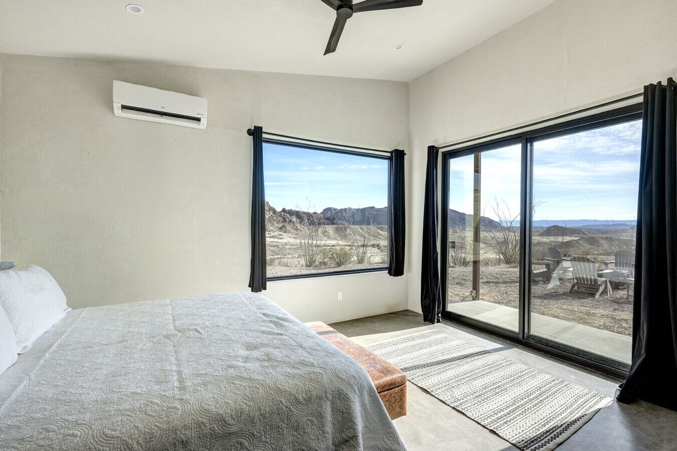 3 多间卧室、办公桌、免费 WiFi、床单