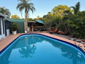 Piscine extérieure, piscine chauffée