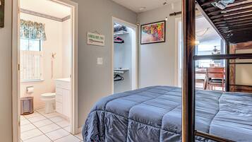 1 chambre, fer et planche Ă repasser, Wi-Fi, draps fournis