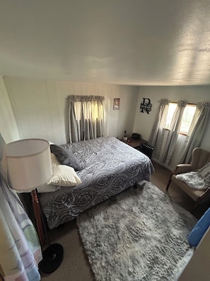 2 habitaciones, tabla de planchar con plancha y wifi gratis
