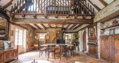 la petite maison dans la forĂȘt , un havre de paix en pleine nature !