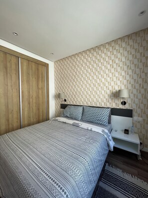 1 bedroom, iron/ironing board, WiFi