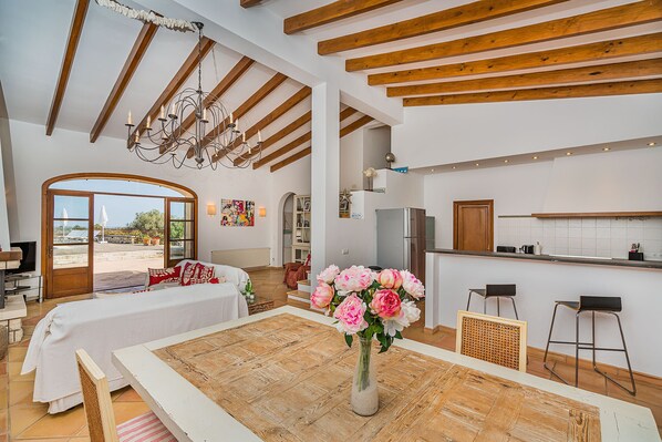 Interior - Finca Puig Blanc 6 people private pool (Muro)