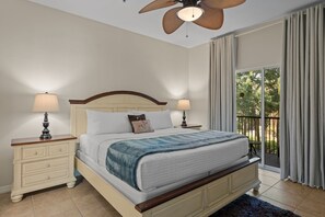 3 quartos, ferros/tábuas de passar roupa, berço de viagem