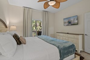 3 bedrooms, iron/ironing board, travel cot, free WiFi