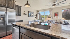 Maison, plusieurs lits (Southwest Basecamp) | Cuisine privée