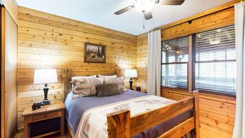 2 sovrum, internet, sÀngklÀder och rullstolsanpassning