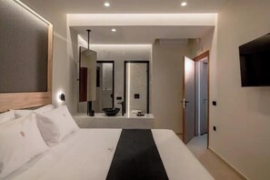 3 soverom, safe på rommet, skrivebord og strykejern/-brett