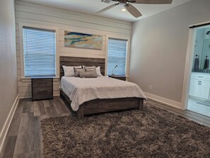 4 bedrooms, WiFi, bed sheets