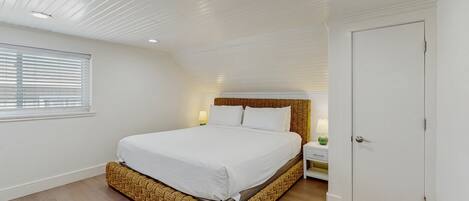 6 多间卧室、熨斗/熨衣板、旅行婴儿床、WiFi