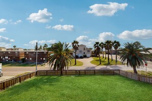 Property grounds - Historical house with rooftop deck, porch, chef's kitchen, & W/Ds - dog-friendly (Port Aransas)