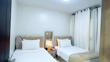Chalet, 2 Bedrooms, Accessible, Smoking | 2 bedrooms
