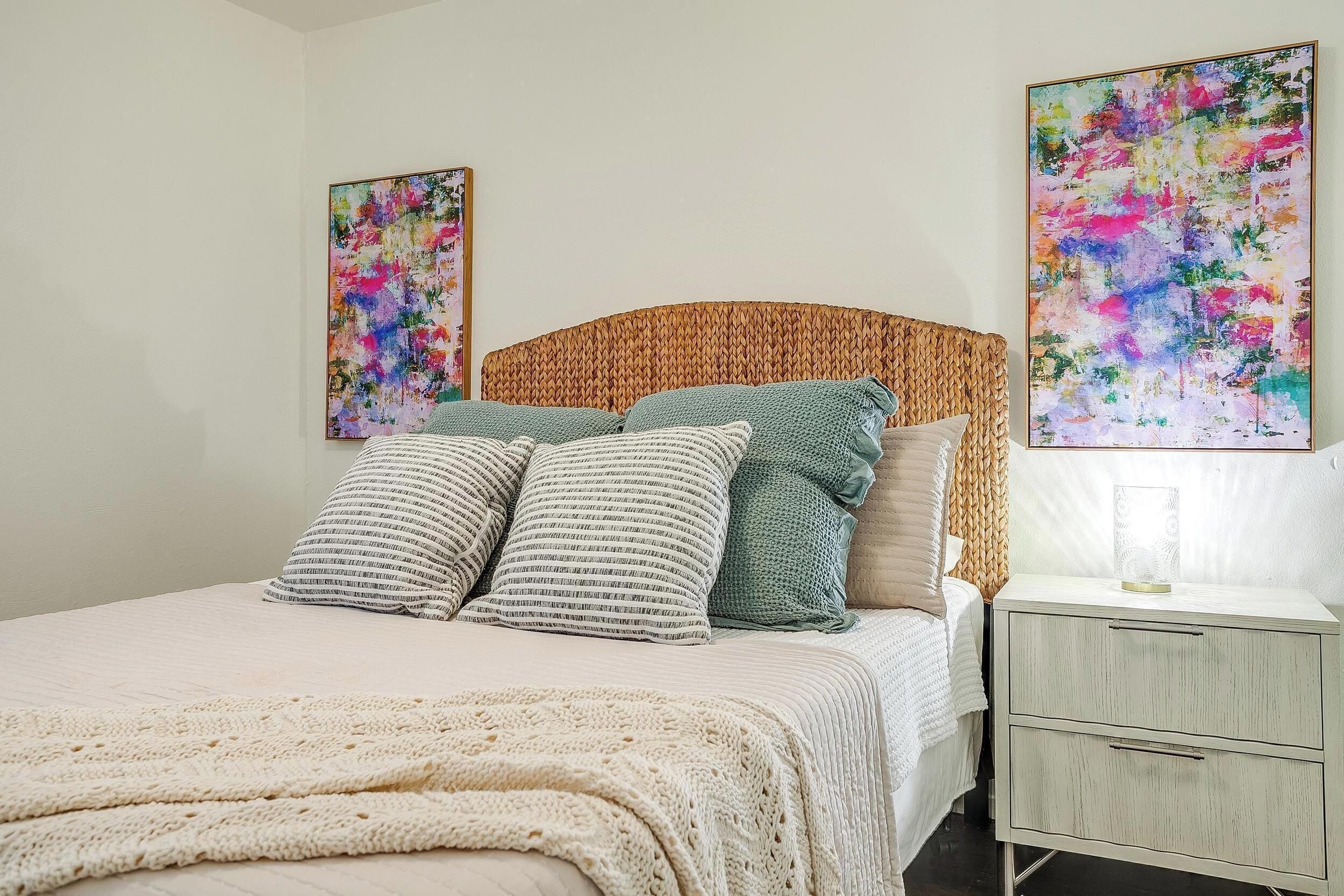 2 slaapkamers, een strijkplank/strijkijzer, gratis wifi, beddengoed