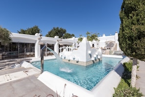 Seasonal outdoor pool, sun loungers