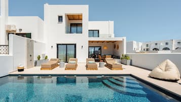 Vila superluxo, 3 quartos, piscina particular, vista para o mar | Piscina particular