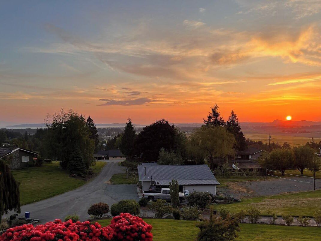 Amazing Lodge Retreat amongst a hundred acres of woods!