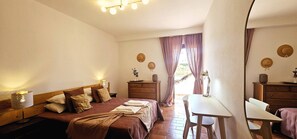 2 makuuhuonetta, silitysrauta/-lauta, internet, vuodevaatteet