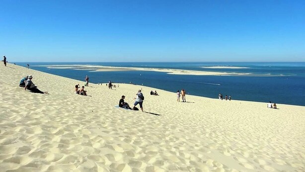 Una playa cerca