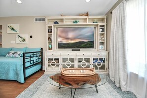 3 slaapkamers, een bureau, een strijkplank/strijkijzer, gratis wifi