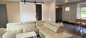 River`s Edge Scoria Suite