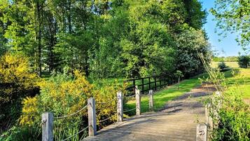 Enceinte de lâhĂ©bergement