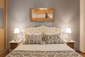 2 chambres, fer et planche à repasser, lit parapluie, Wi-Fi