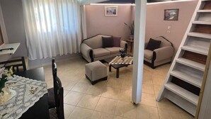 Deluxe Double Room, City View - Anel Suites (Vlorë)