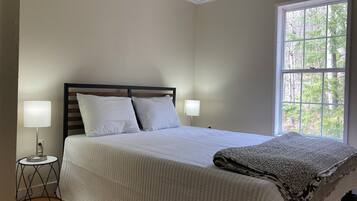 3 bedrooms, iron/ironing board, travel cot, WiFi