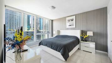 Exclusive Apartment, 2 Bedrooms, Non Smoking | Iron/ironing board, free WiFi