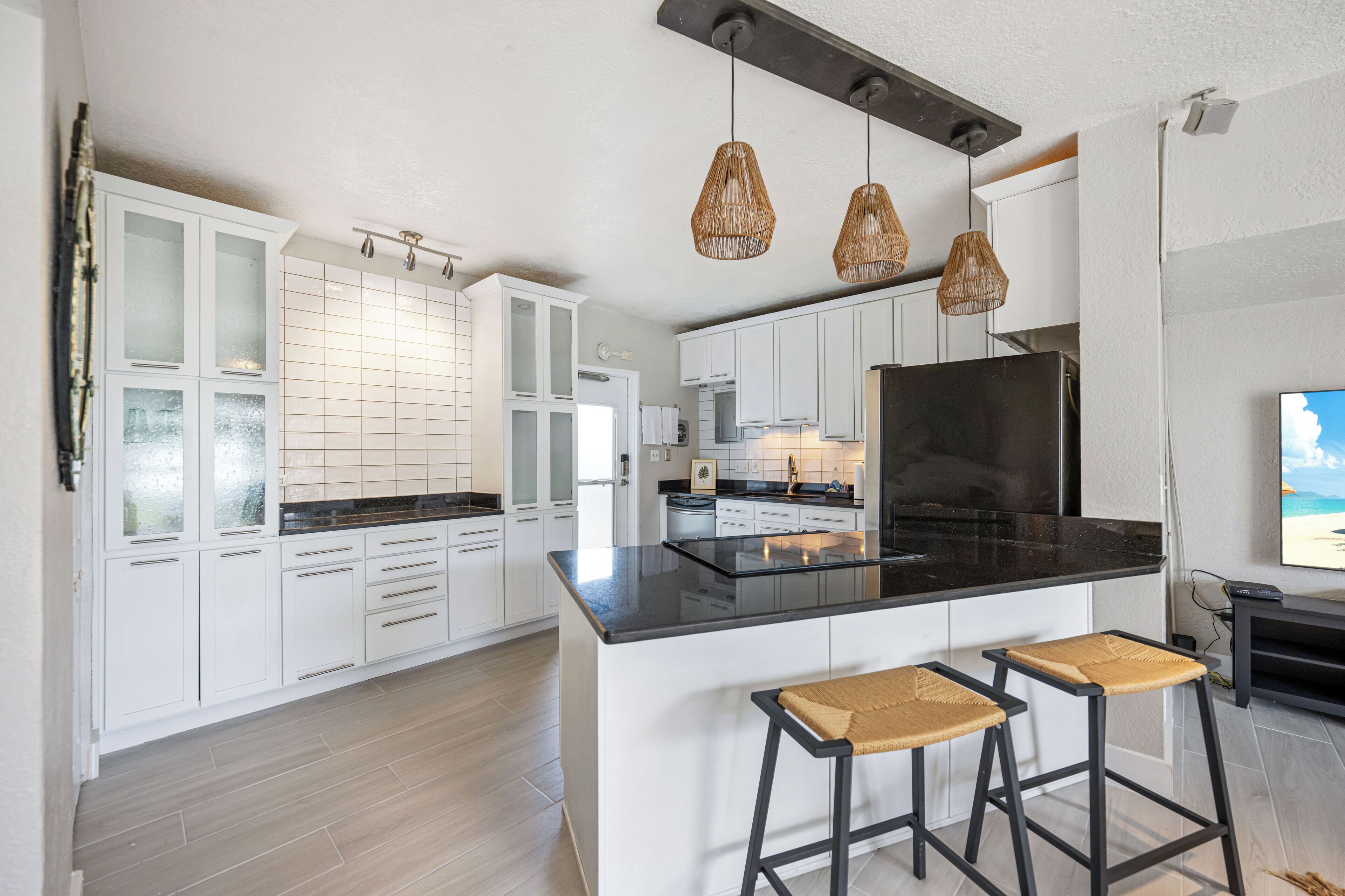 Exclusive Apartment, Non Smoking, Ocean View | Private kitchen