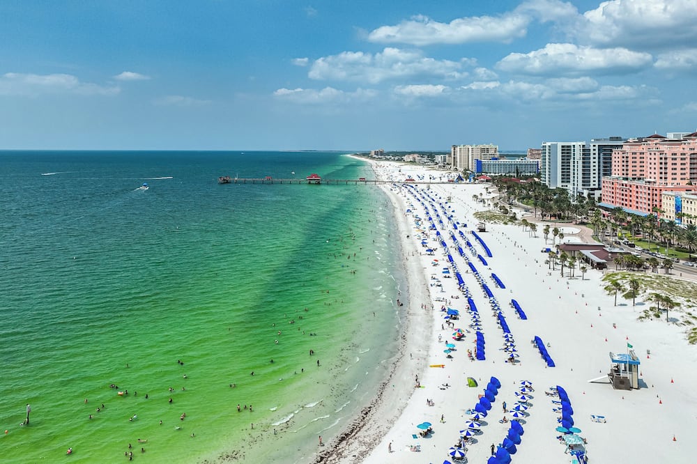 Ocean Front Beach in Clearwater 2BB 2BA