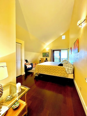 10 bedrooms, iron/ironing board, travel crib, WiFi
