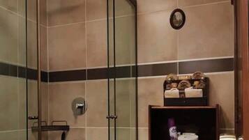 Hair dryer, towels, soap, shampoo