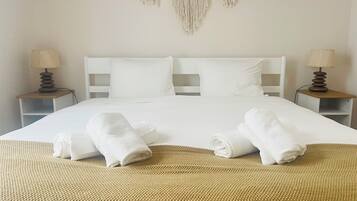 2 bedrooms, WiFi, bed sheets