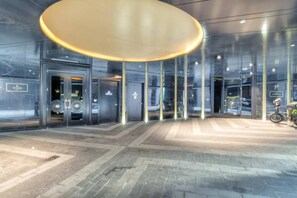 숙박 시설 입구