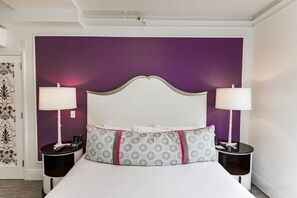 1 bedroom, iron/ironing board, WiFi, bed sheets - WorldMark Inn at the Park - 1 Bedroom (San Diego)