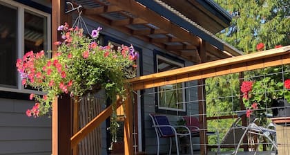 Little Cabin in Middlepoint,
Nestled amongst cedars on a private quiet acreage.