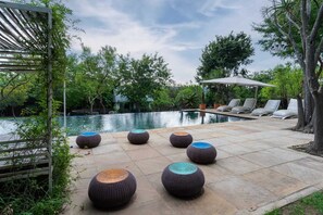 Piscine extérieure
