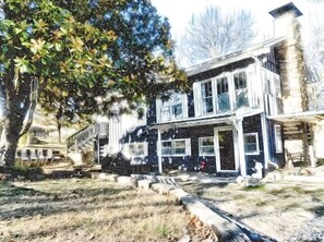 Exterior - Historic Blue Tavern Lake House  3-bedroom house  (Beaver)