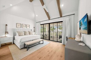 4 bedrooms, iron/ironing board, travel cot, free WiFi - Elegance on Eastern Lake by Stay on 30a (Seagrove Beach)